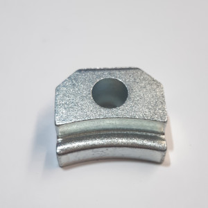 66M19385 ( 75965 ) Clamp Magneto