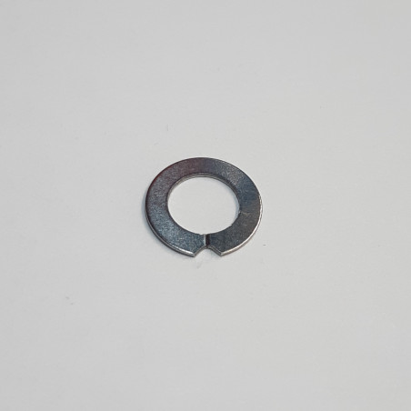 82-32-101-20 Southco Retainer