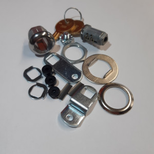 A556-1 Door Lock with 2 keys ROBINSON