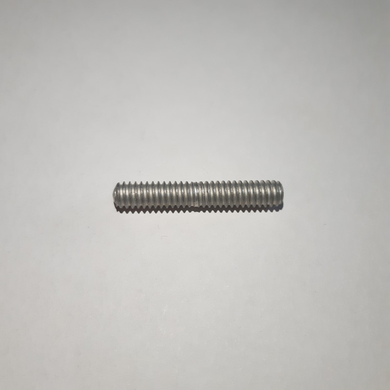 25C-12 Szpilka (Stud)