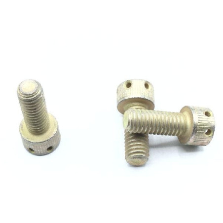 NAS1351-3H6P MS24678-9	Śrubka (screw) 10-32 3/8"